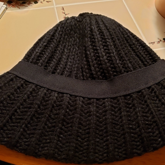 LIZ CIABORNE   Flop hat - Picture 11 of 13